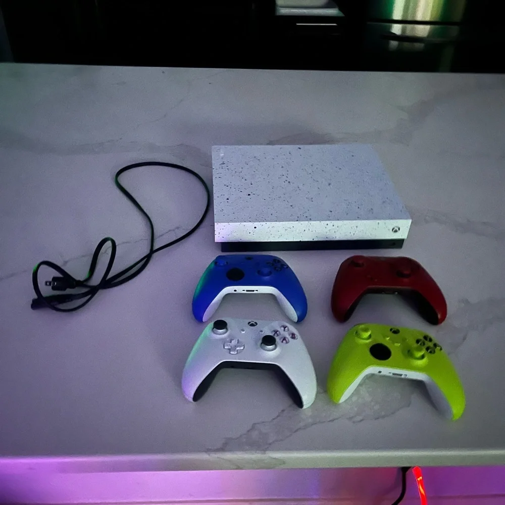 Microsoft Xbox One X 1TB Hyperspace Edition plus 3 controllers